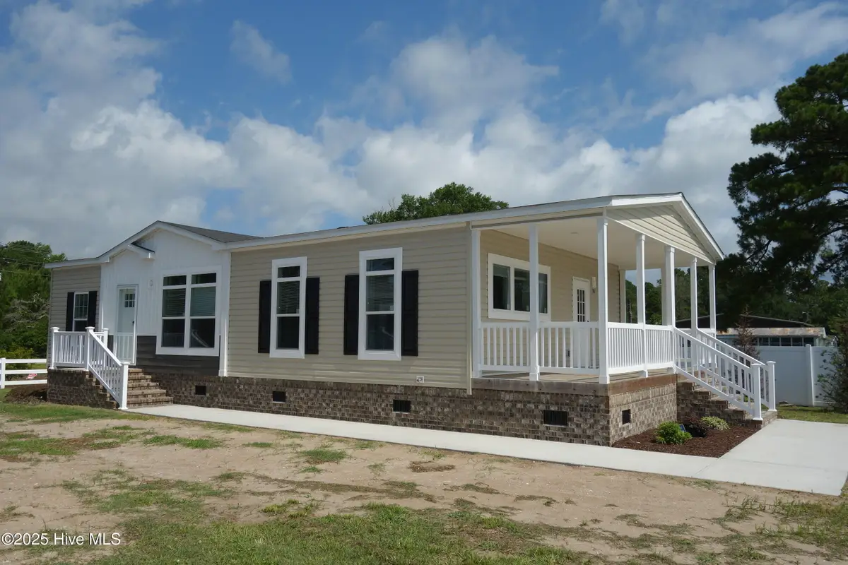 884 Yaupon Drive Sw, Calabash, NC 28467 - #1