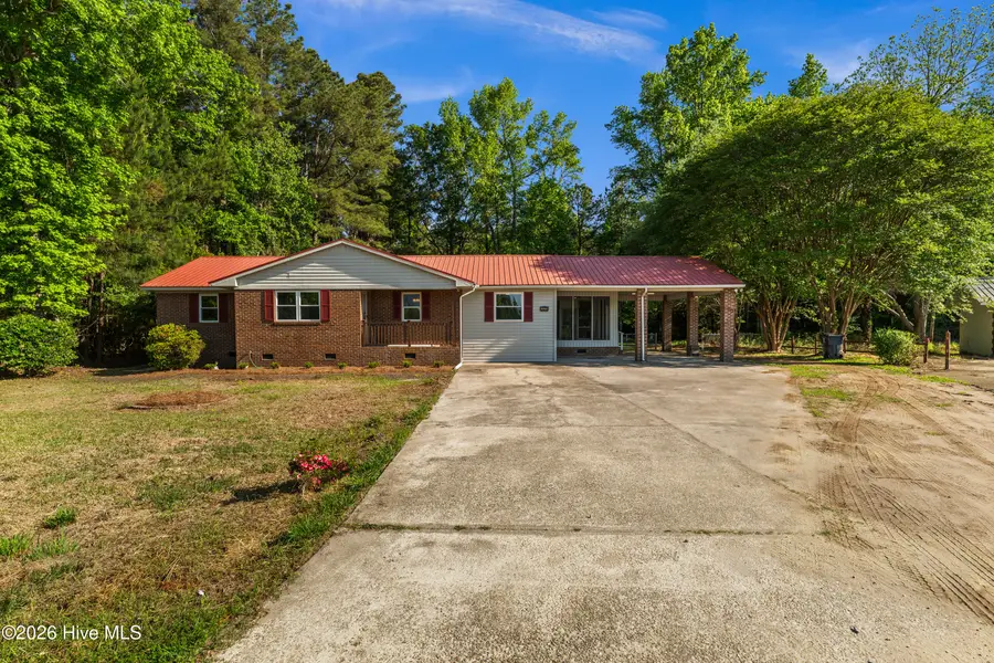 11073 Sam Potts Highway, Lake Waccamaw, NC 28450 - #2