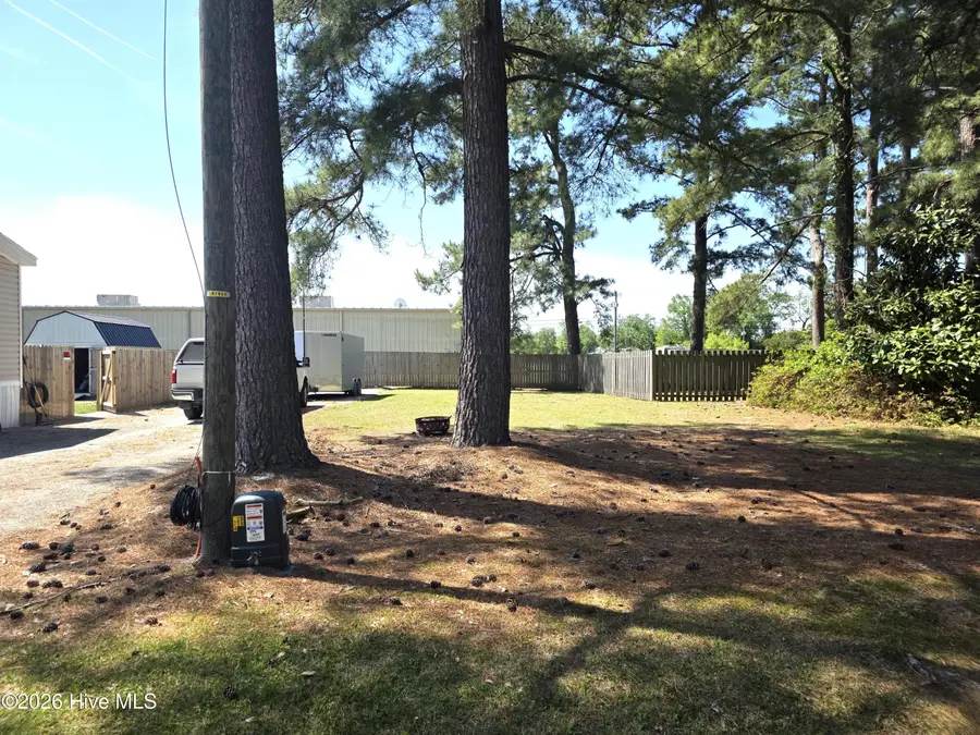 206 Mccoy Avenue, Cove City, NC 28523 - #2