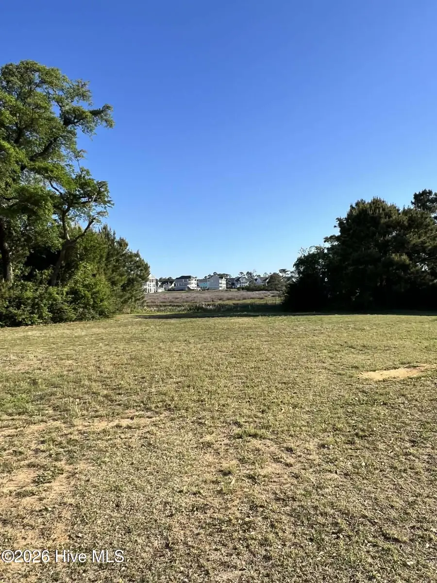 659 Cannonsgate Drive, Newport, NC 28570 - #2