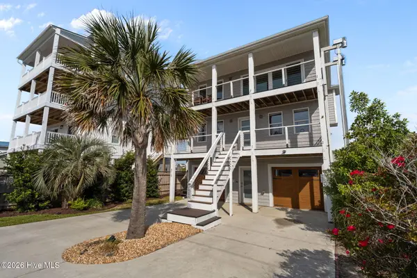 515 N Topsail Drive, Surf City, NC 28445