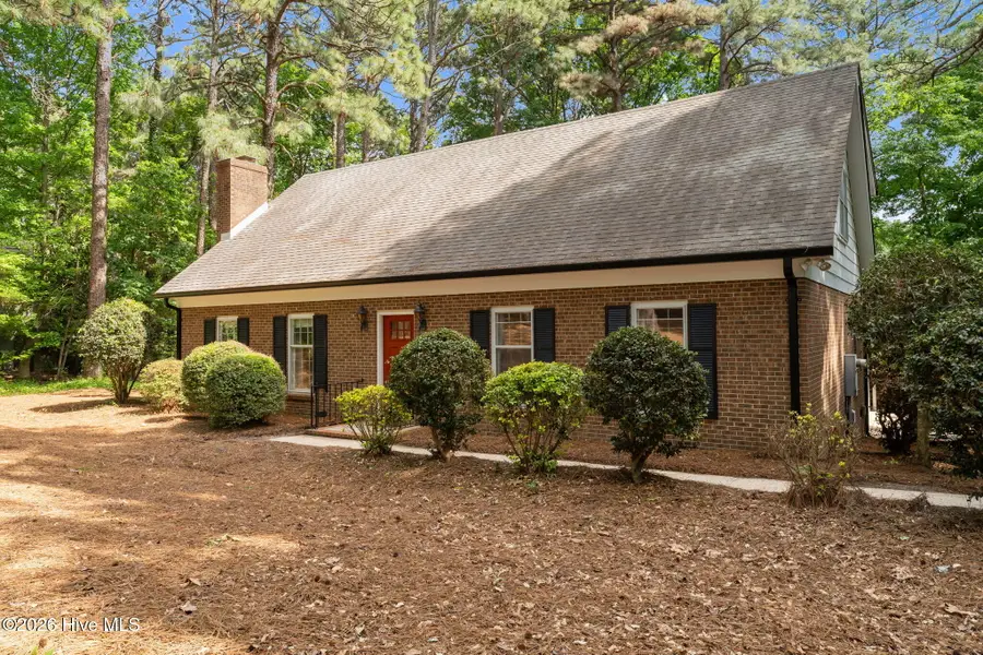 1123 N Fort Bragg Road, Southern Pines, NC 28387 - #3