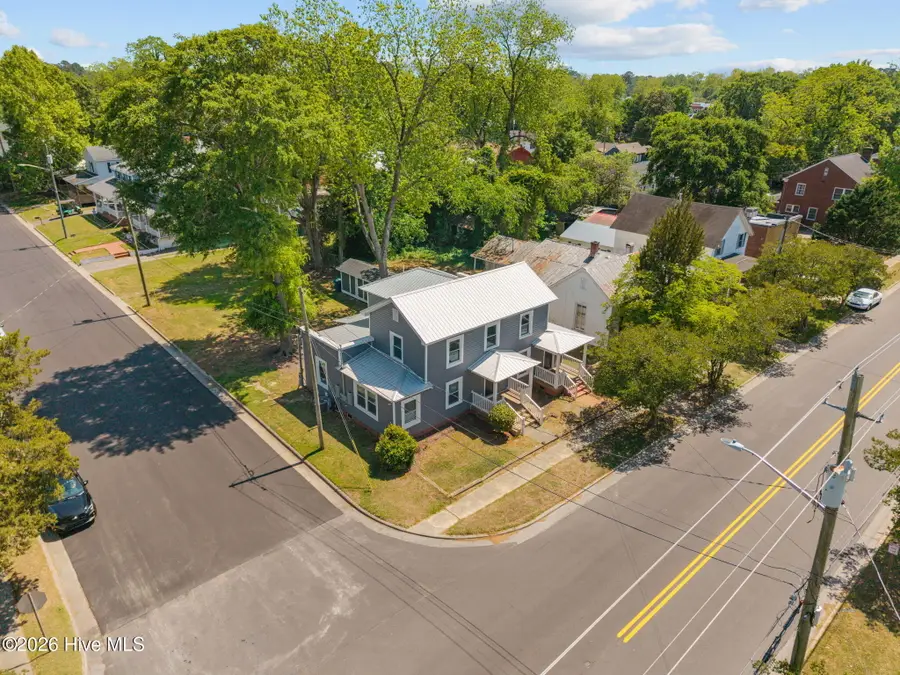 723 & 725 N Market Street, Washington, NC 27889 - #2