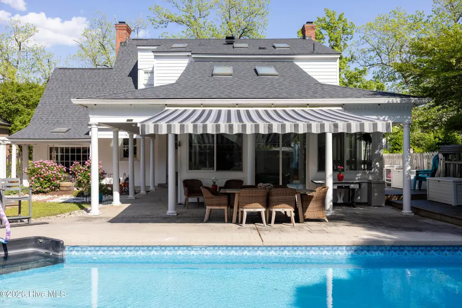 208 S Moseley Street, Edenton, NC 27932 - #2