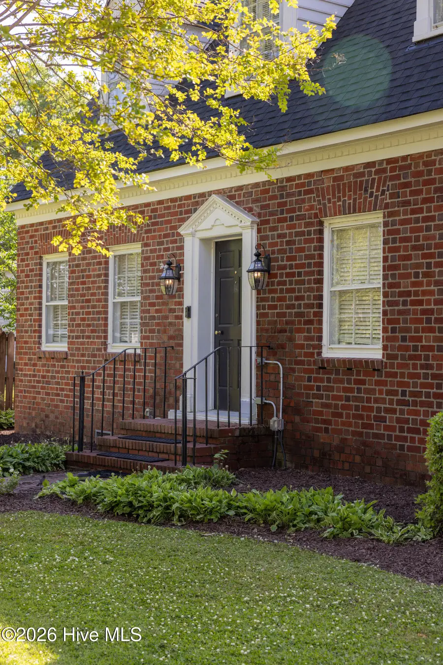 208 S Moseley Street, Edenton, NC 27932 - #3