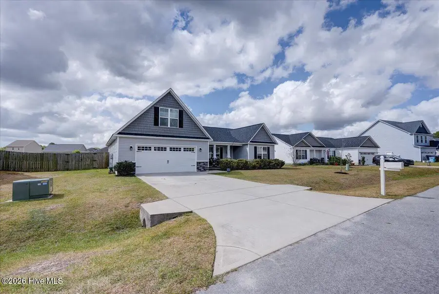 520 Poults Drive, Richlands, NC 28574 - #2