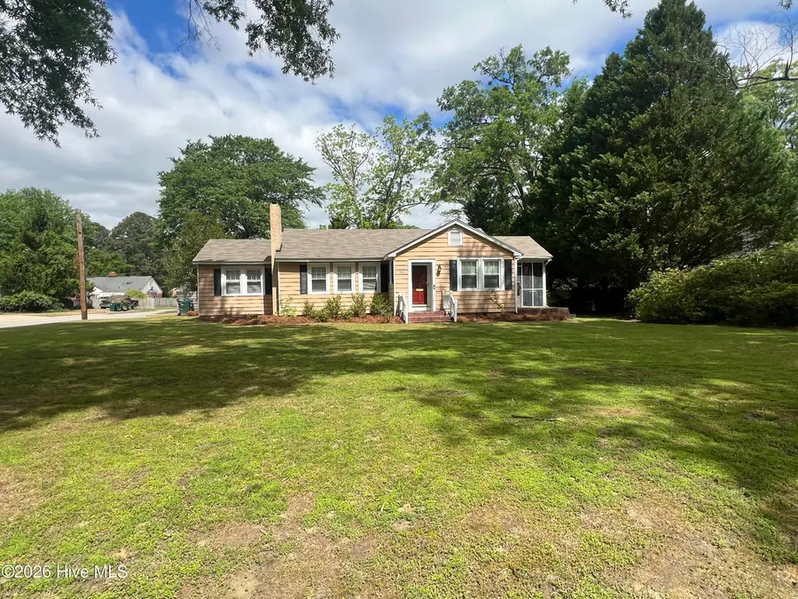 310 S Howard Circle, Tarboro, NC 27886 - #2