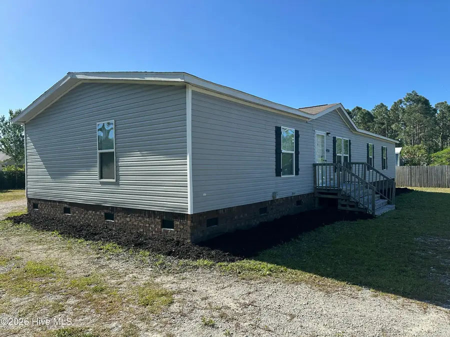 4214 8th Street Se, Southport, NC 28461 - #3
