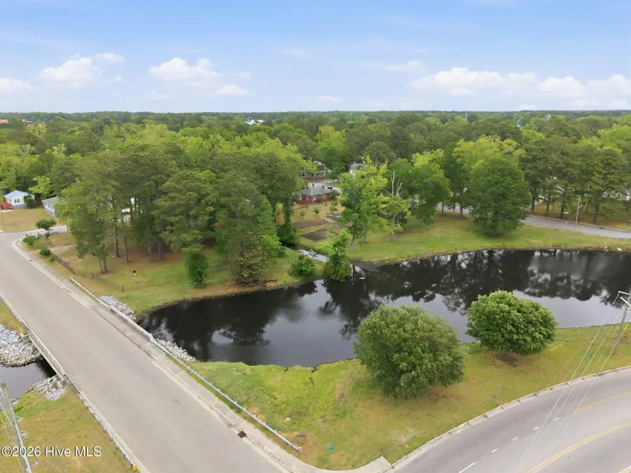 316 N Charlotte Street, Washington, NC 27889 - #2