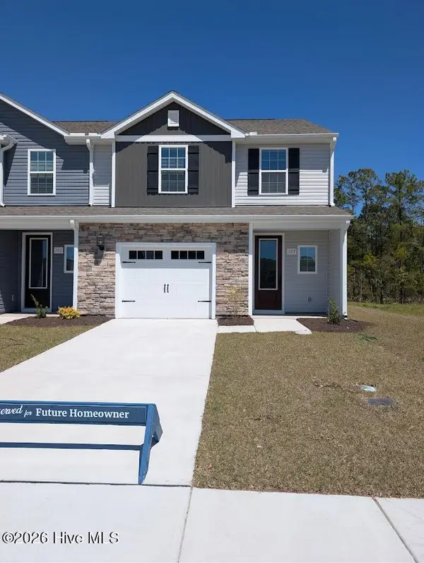 107 Commons View Drive, Hampstead, NC 28443