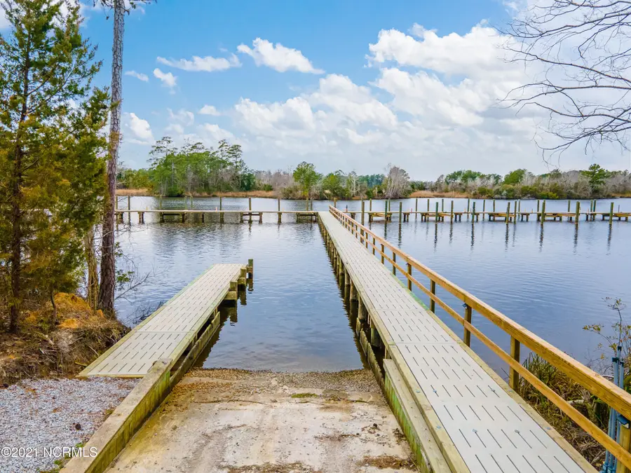 9219 Hart Drive, Oriental, NC 28571 - #3