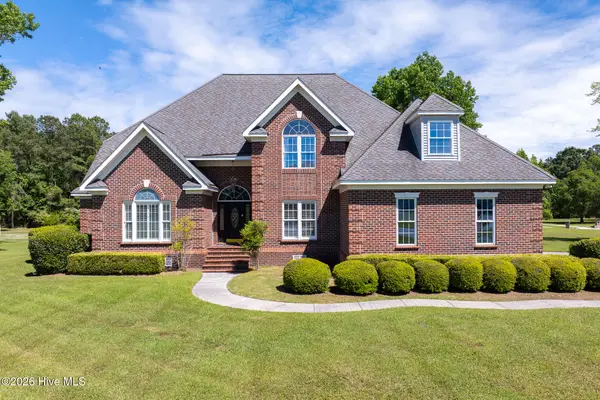 305 Harvest Drive, Jacksonville, NC 28540