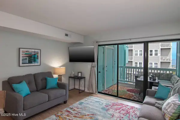 1601 Carolina Beach Avenue N #Unit 15-B, Carolina Beach, NC 28428