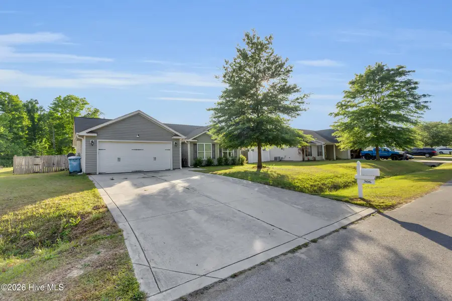 306 Tuscan Court, Richlands, NC 28574 - #2