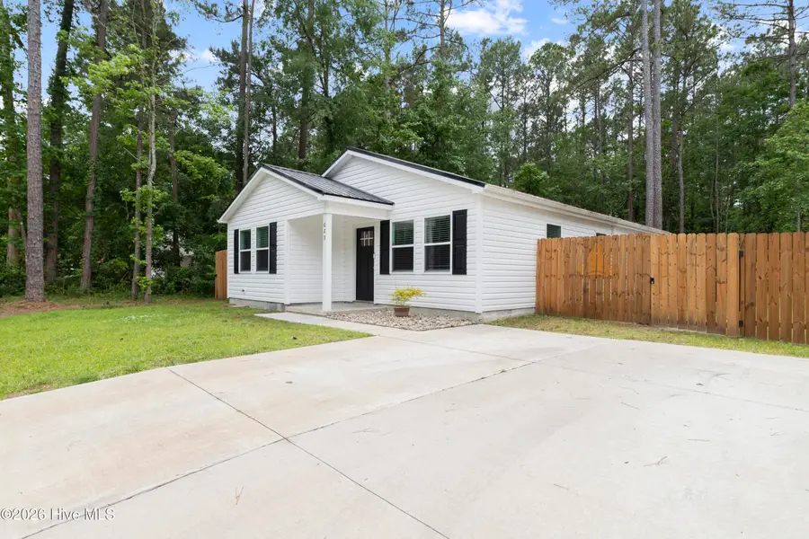 629 Walnut Drive, Jacksonville, NC 28540 - #2