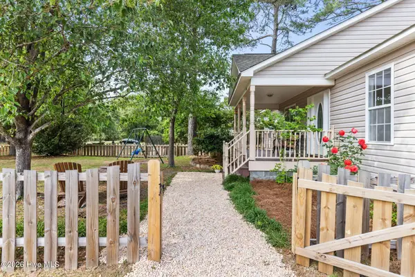 3766 Oakwood Drive, Southport, NC 28461