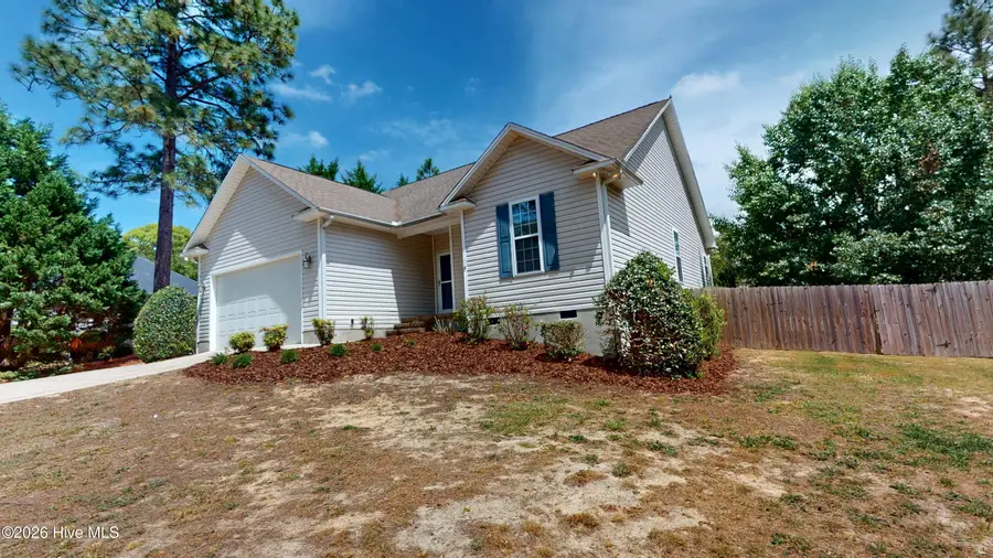 617 Seymour Street, Aberdeen, NC 28315 - #3
