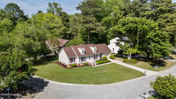 1902 Pinetree Drive, New Bern, NC 28562