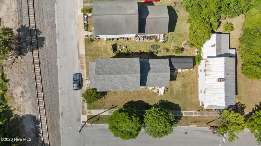 402 Dunn Street, New Bern, NC 28560 - #3