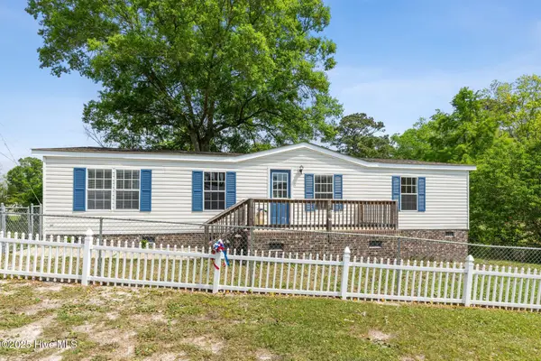 2807 Cross Bones Road Sw, Supply, NC 28462