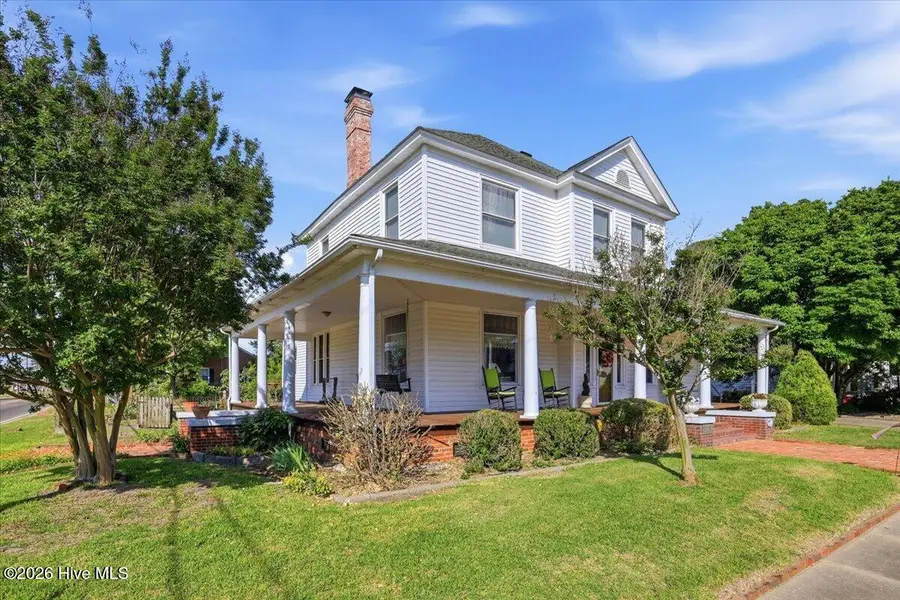 218 W College Street, Mount Olive, NC 28365 - #3