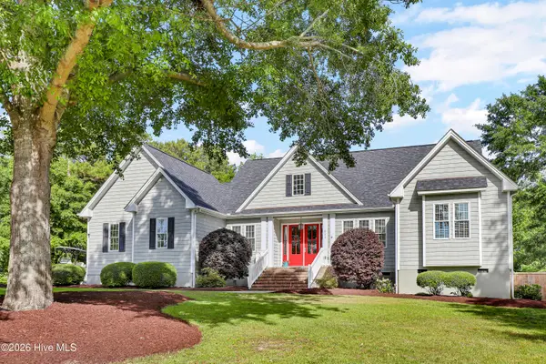 211 Bates Retreat, Hampstead, NC 28443
