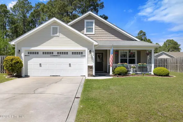 402 Blue Pennant Court, Sneads Ferry, NC 28460