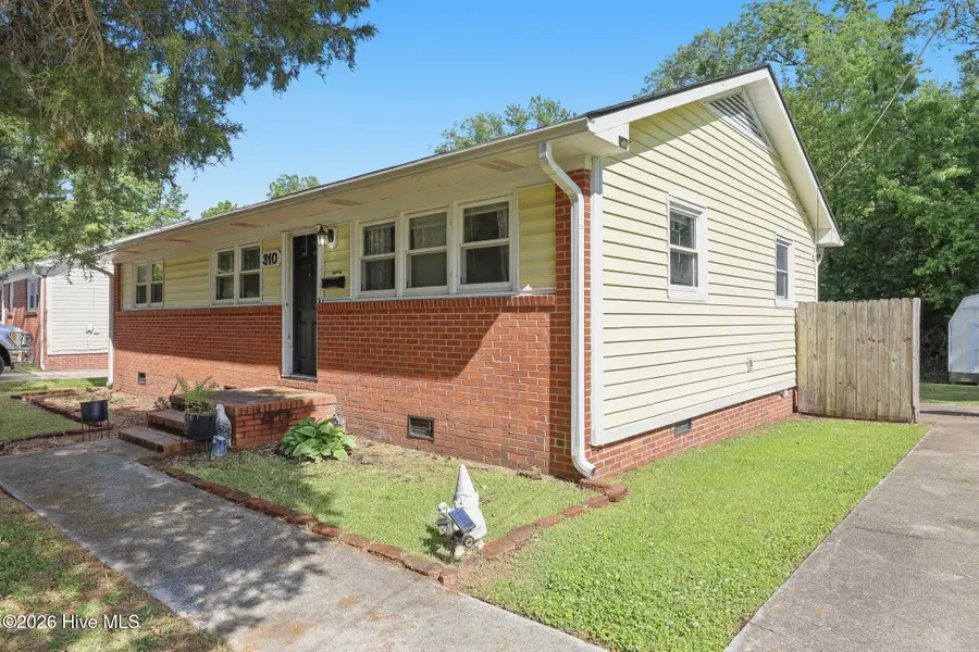 310 White Oak Street, Jacksonville, NC 28540 - #3