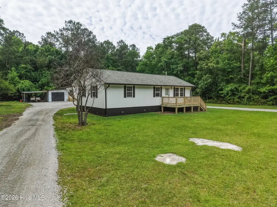 206 Village Drive, Beaufort, NC 28516 - #3