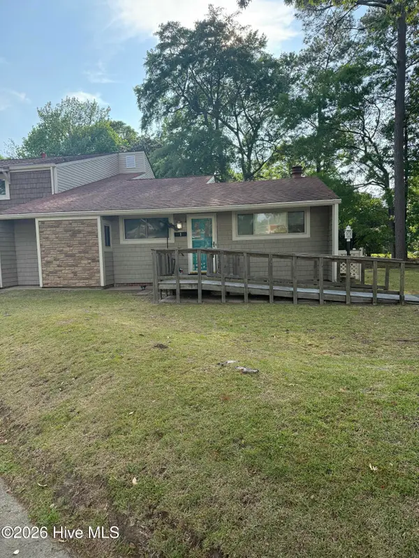 1 Quarterdeck, New Bern, NC 28562