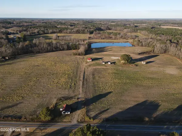 8201 Cedar Grove School Loop Road, Nashville, NC 27856