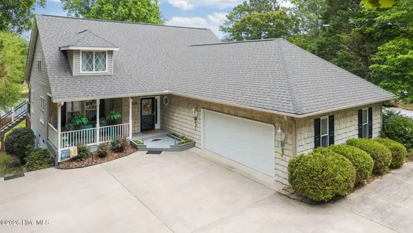 110 Sandspur Lane, Seven Lakes, NC 27376