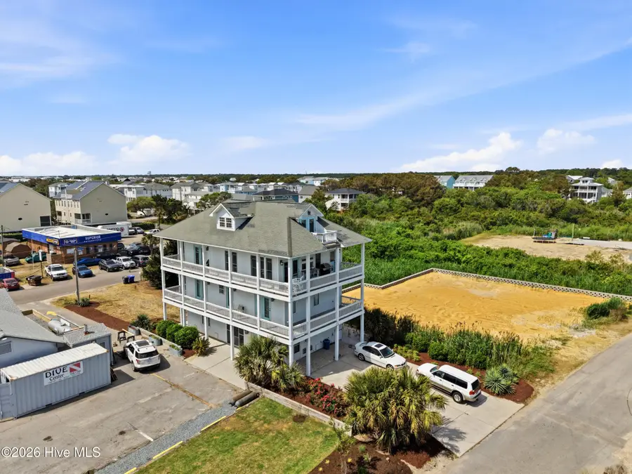 104 Sumter Avenue, Carolina Beach, NC 28428 - #3