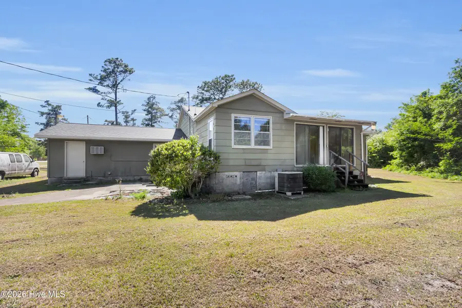 852 Chatham Street, Newport, NC 28570 - #2