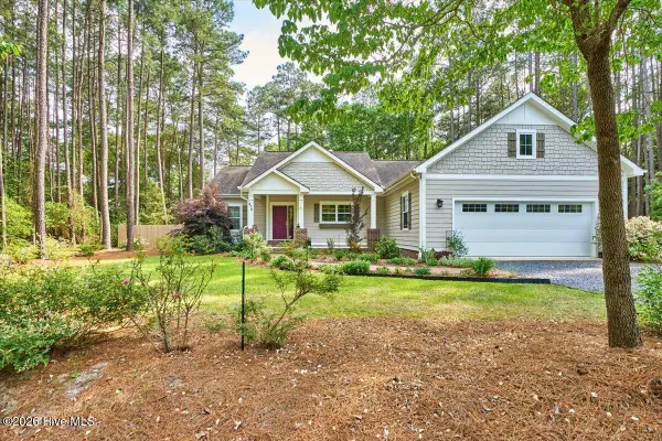 876 Thrush Drive, Vass, NC 28394