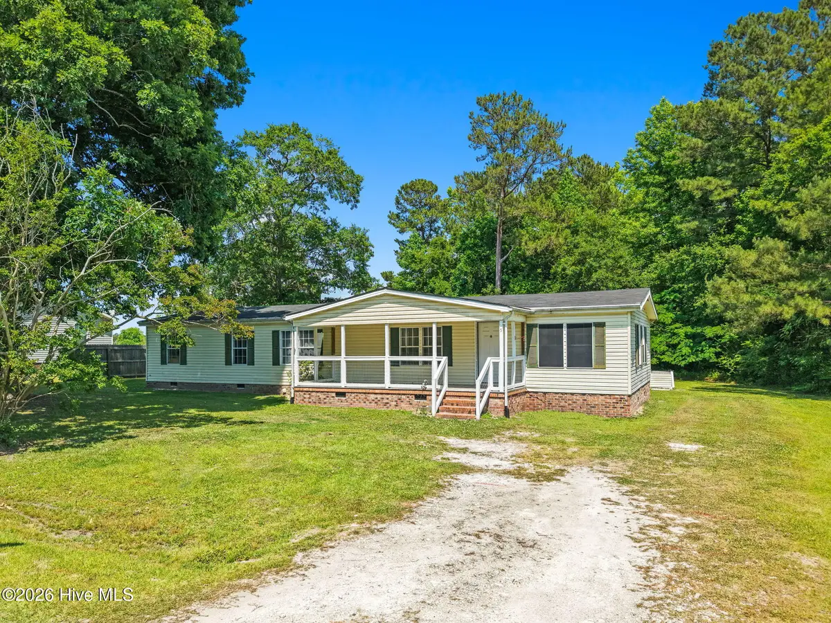 51 King Arthur Drive, Whiteville, NC 28472 - #1