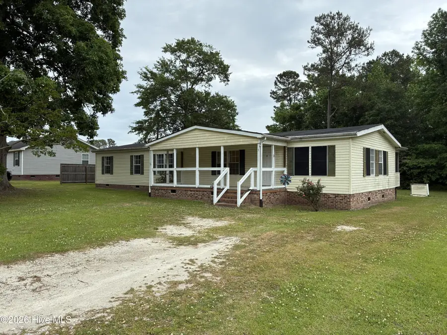 51 King Arthur Drive, Whiteville, NC 28472 - #3