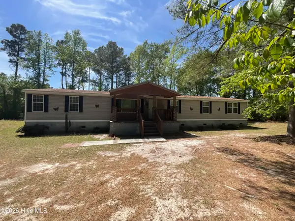 1220 Saint Johns Church Road, Hampstead, NC 28443