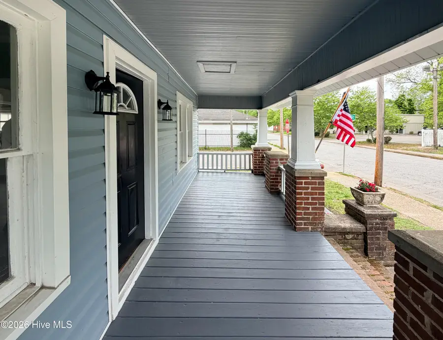301 Shepard Street, Elizabeth City, NC 27909 - #2