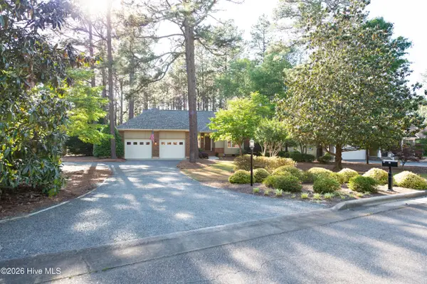 11 Scots Glen Drive, Southern Pines, NC 28387