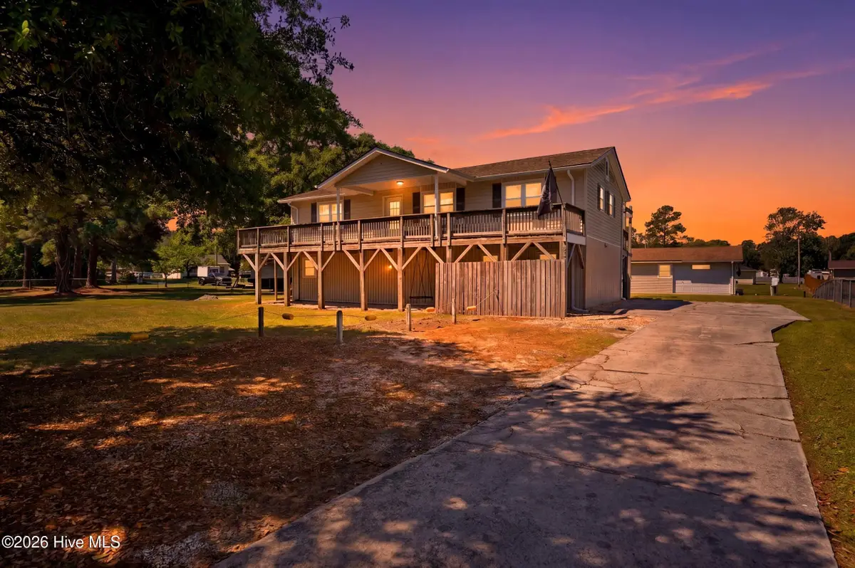 109 Gull Drive, Sneads Ferry, NC 28460 - #1