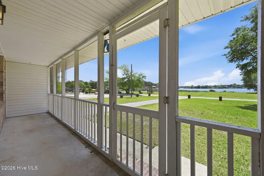 221 Charles Creek Rd Ext, Sneads Ferry, NC 28460 - #2