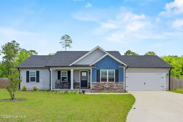811 E Warner Court, Hubert, NC 28539