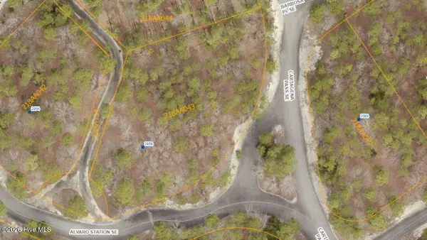2958 Alvaro Station Se, Bolivia, NC 28422