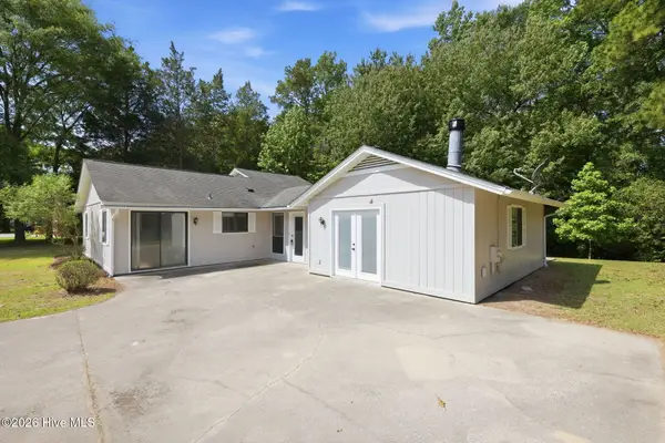 123 Wildwood Drive, New Bern, NC 28562