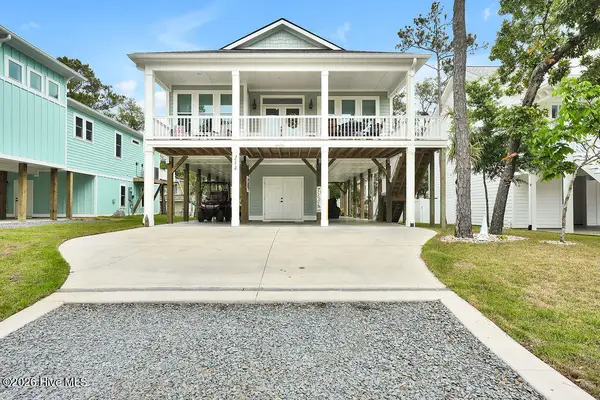 214 NE 37th Street, Oak Island, NC 28465