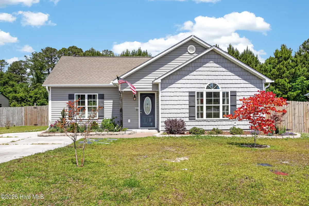 409 N Hines Street, Holly Ridge, NC 28445 - #1