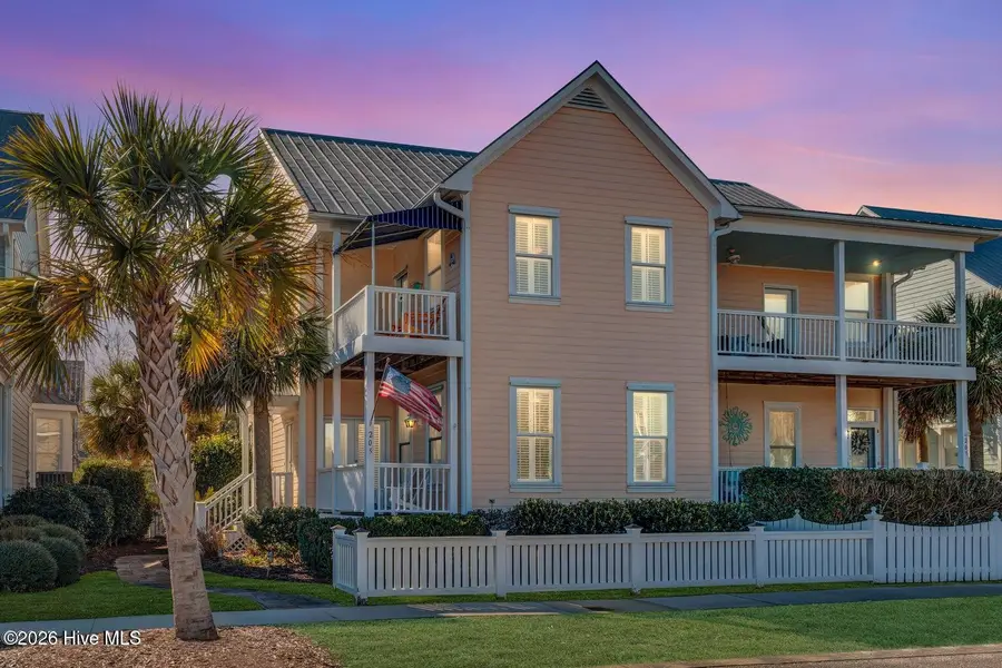205 Silver Sloop Way, Carolina Beach, NC 28428 - #2