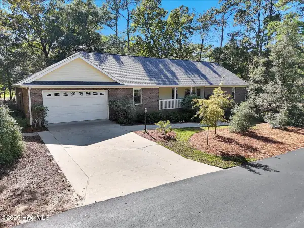 3254 Island Drive Se, Bolivia, NC 28422