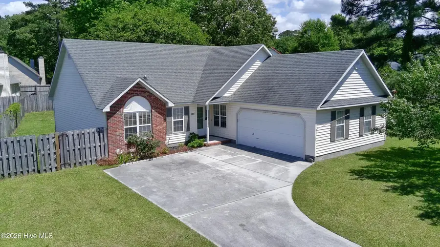 122 Yellowwood Drive, Jacksonville, NC 28546 - #3